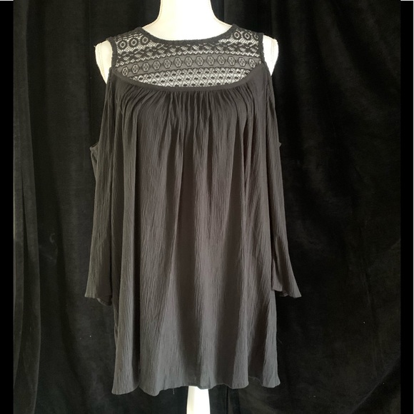 Black BOHO Top - Picture 3 of 10